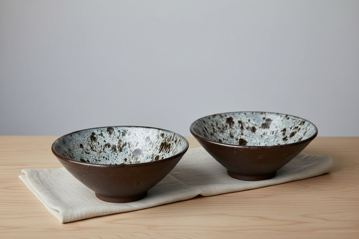 Zestaw dwóch mis ceramicznych - brązowa kamionka
